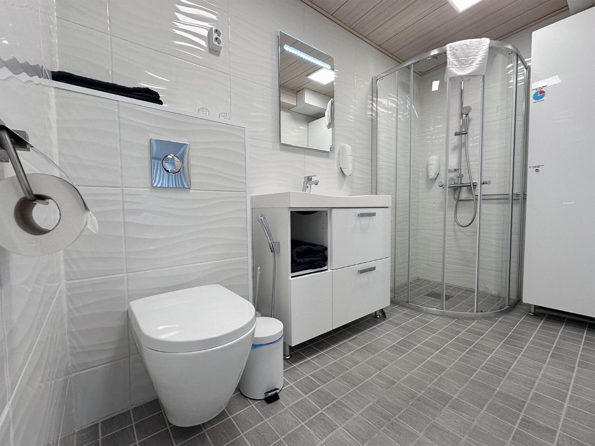 Seaside Glass Resort 4*